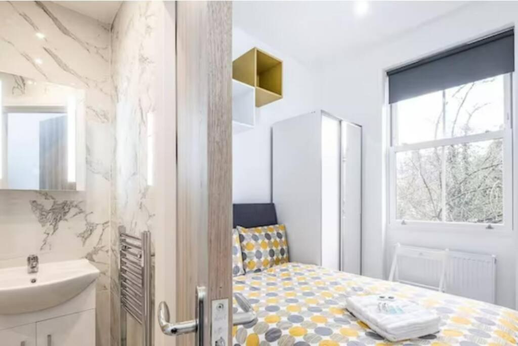 Great Location Service And Stay Double Ensuite Room With Shared Kitchen- 5Mins Walk From Tufnell Park 伦敦 外观 照片